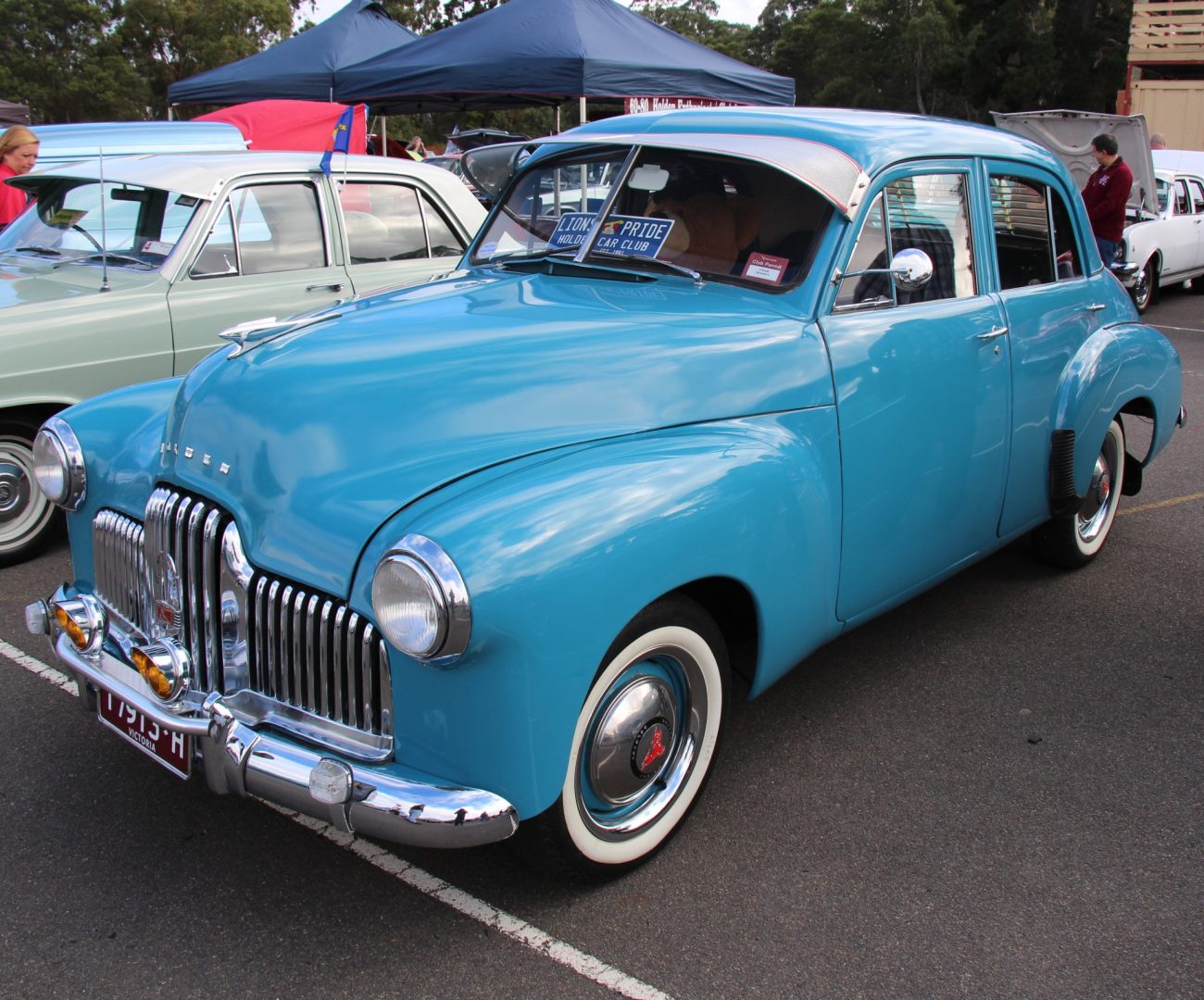 1950_Holden_FX_Sedan_(13733319105)